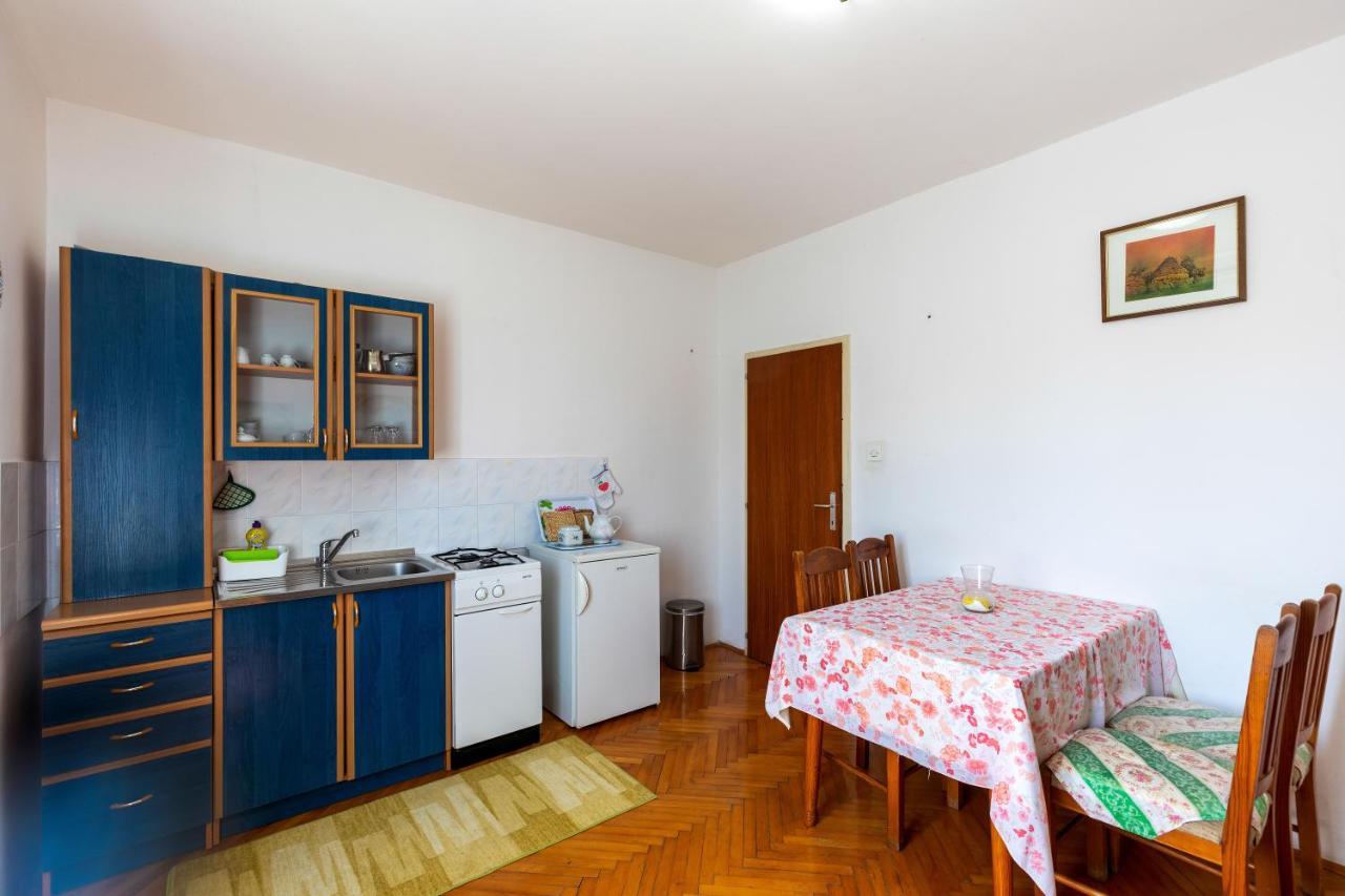 Apartments And Room Pergola Rovinj Buitenkant foto
